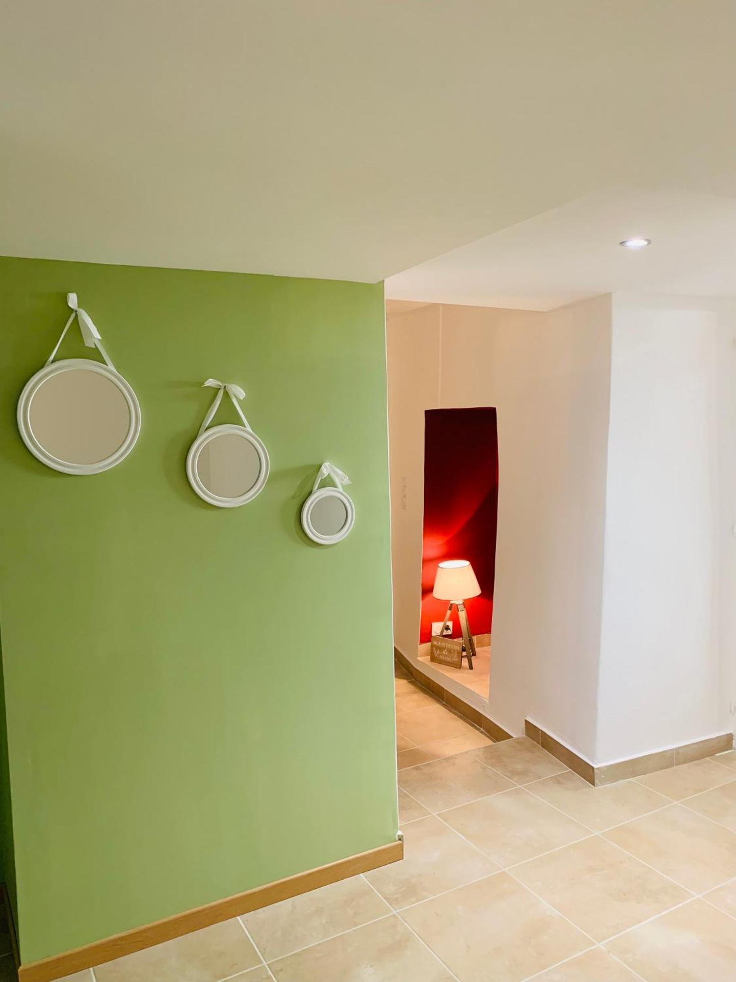 La Bonbonniere Gite De Charme Avec Jacuzzi Malaucène Exteriér fotografie